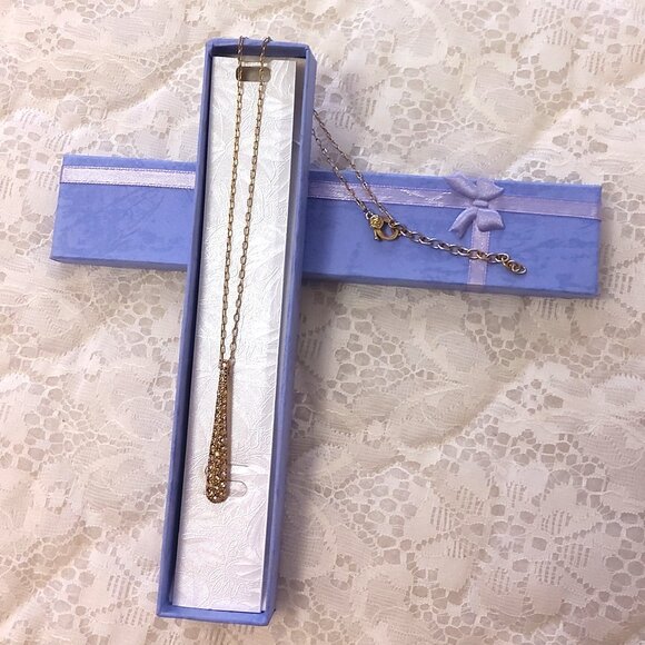 New Monet  Yellow Citrine Crystal Teardrop Charm Pendant Gold Tone Necklace - Picture 2 of 12